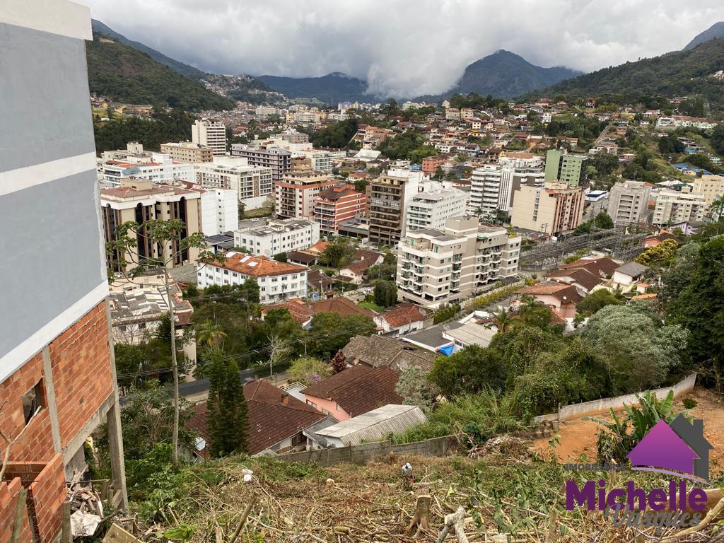 Terreno à venda, 685m² - Foto 1