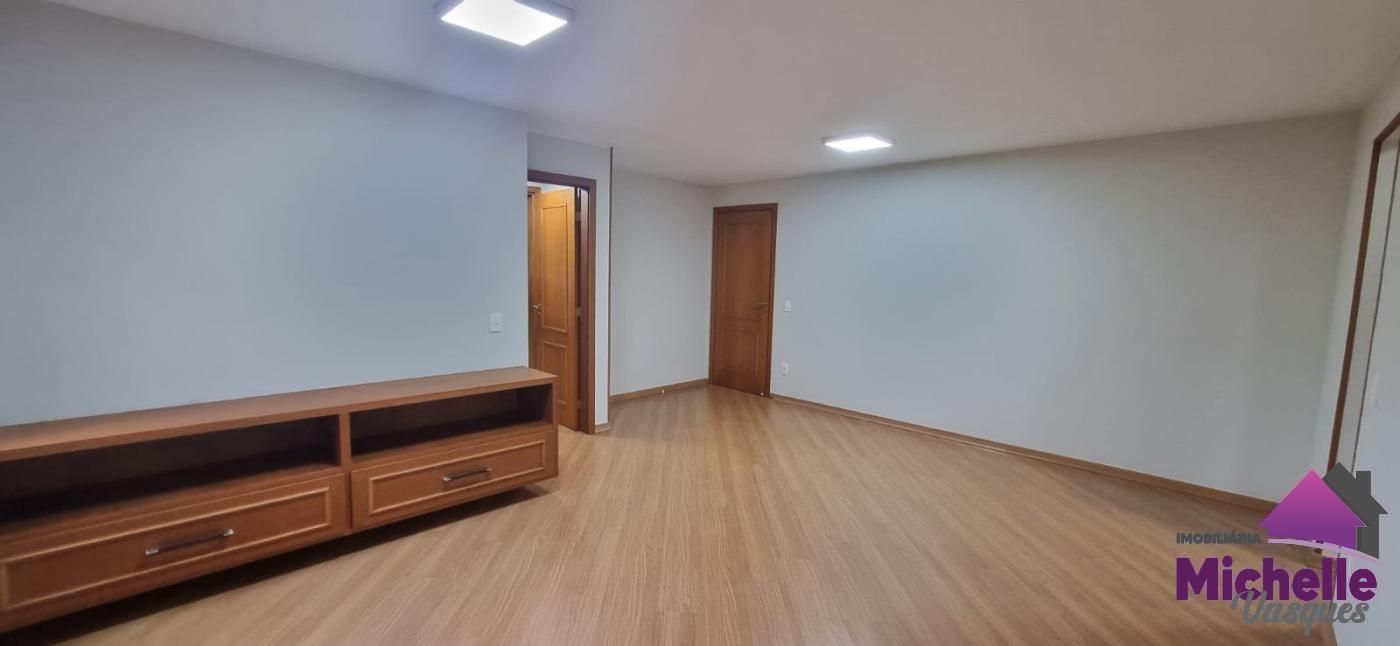 Apartamento para Alugar em AGRIOES, Teresópolis - RJ - Foto 2