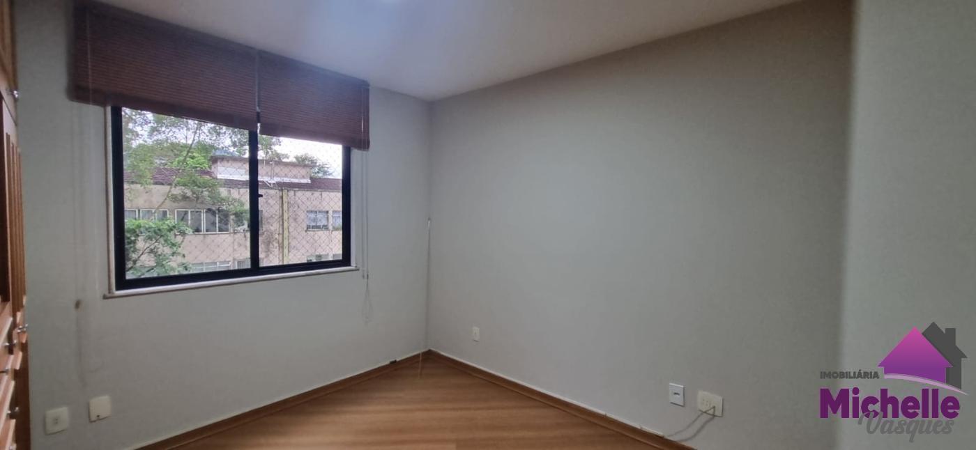 Apartamento para Alugar em AGRIOES, Teresópolis - RJ - Foto 8