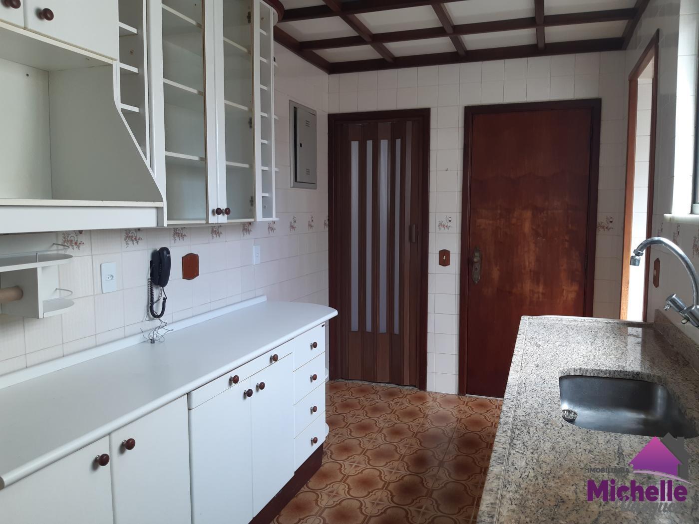 Apartamento para Alugar em AGRIOES, Teresópolis - RJ - Foto 11